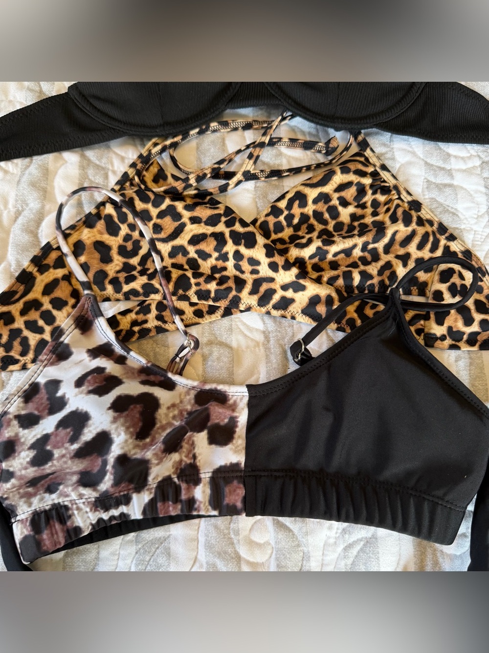 Various XS Bikini Tops - 4 pieces - Picture 3 of 12